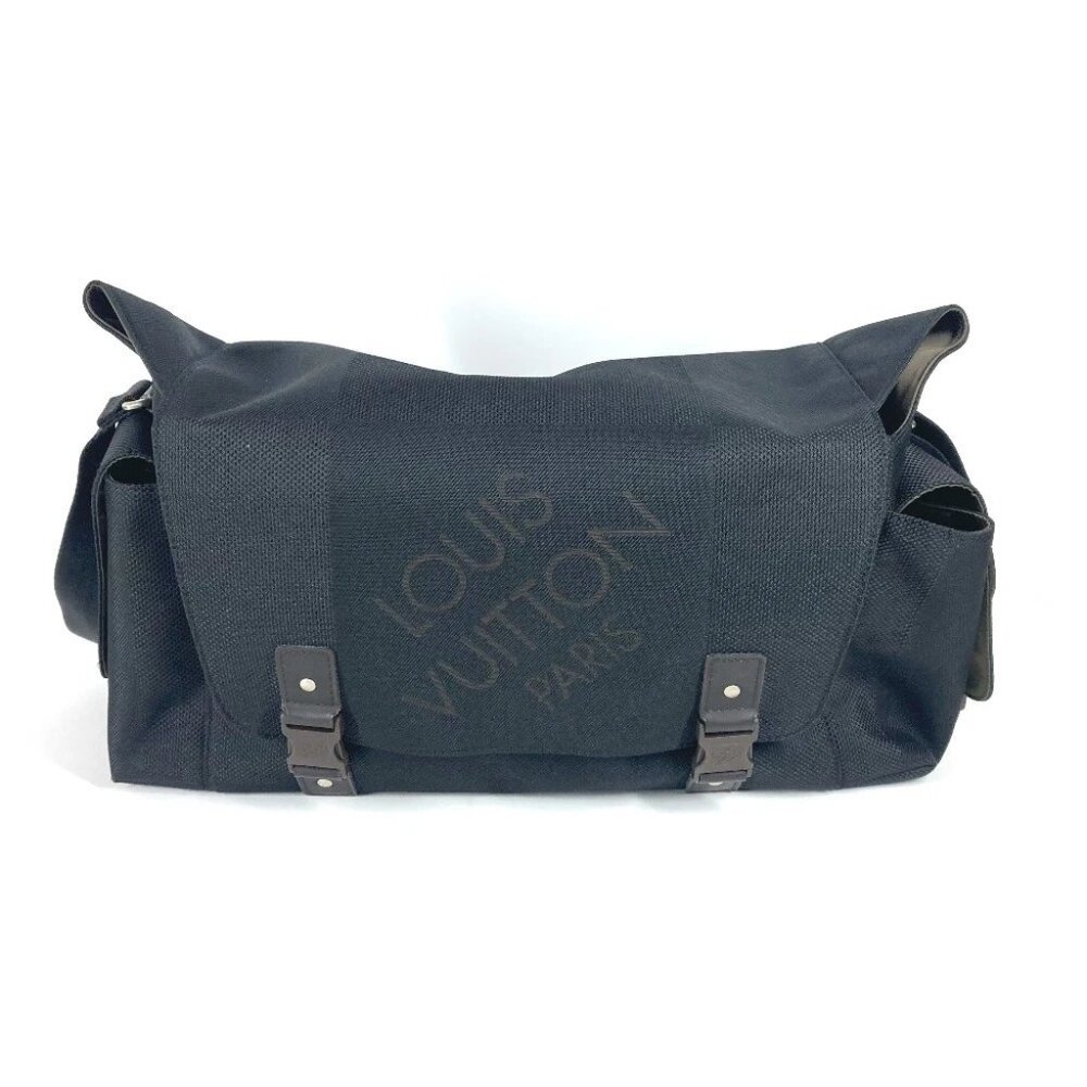 LOUIS VUITTON M93076 Damier Geant Perrier Crossbody bag flap Shoulder Bag